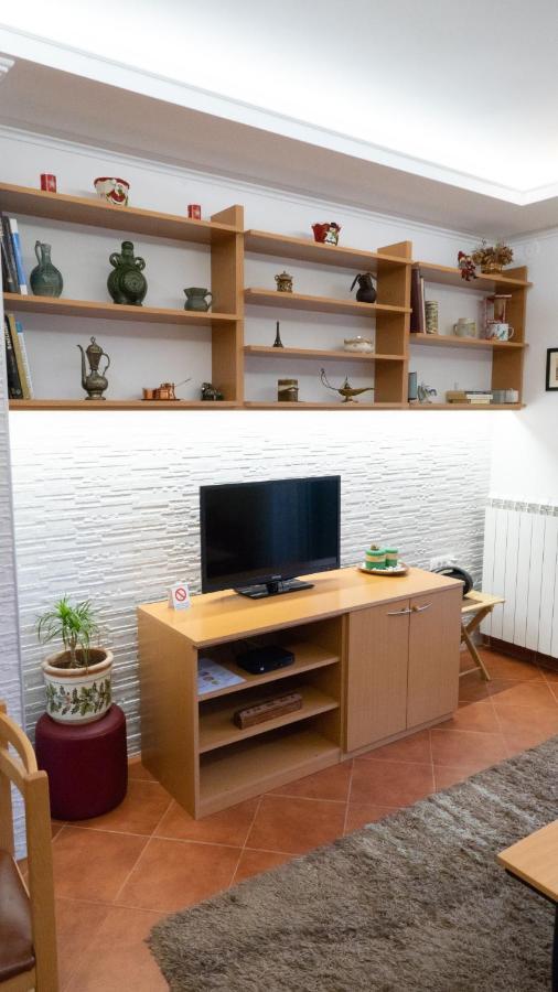 Apartment Akacija Gardens Belgrado Buitenkant foto