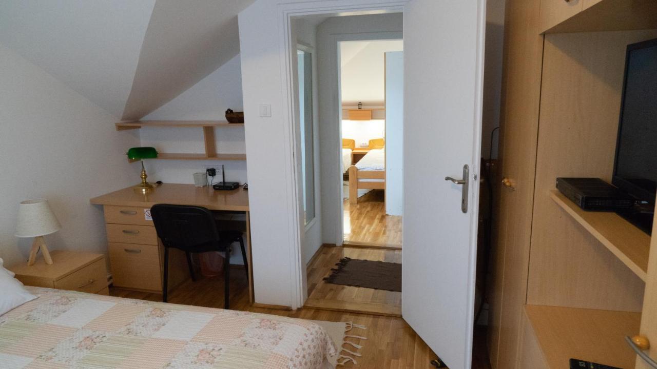 Apartment Akacija Gardens Belgrado Buitenkant foto