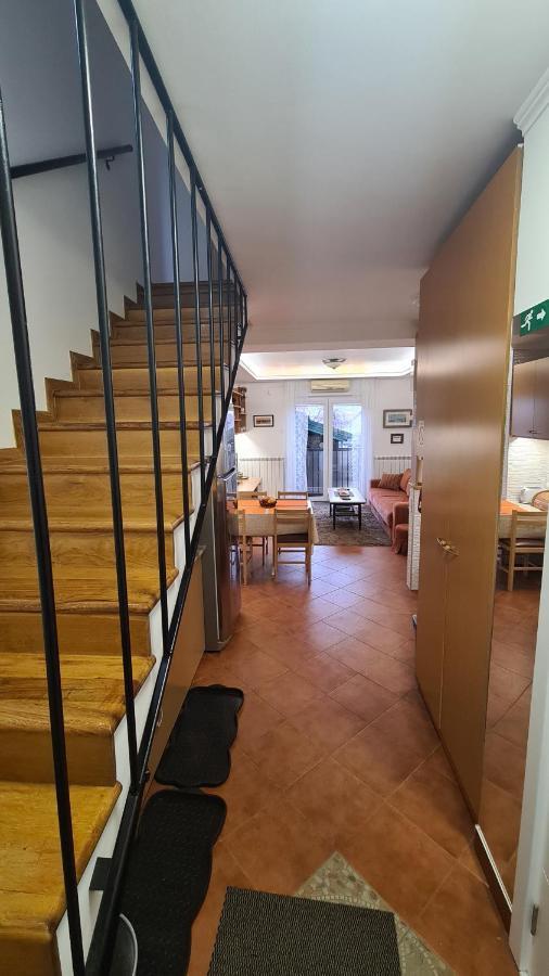 Apartment Akacija Gardens Belgrado Buitenkant foto