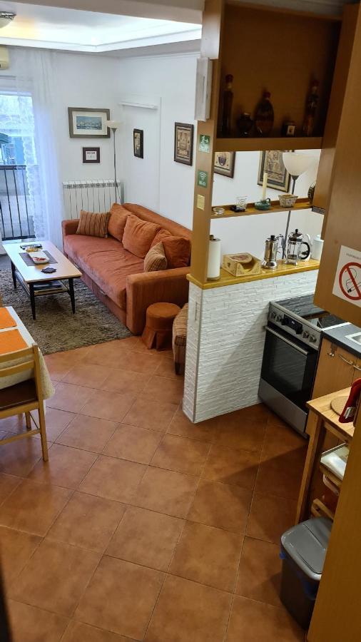 Apartment Akacija Gardens Belgrado Buitenkant foto
