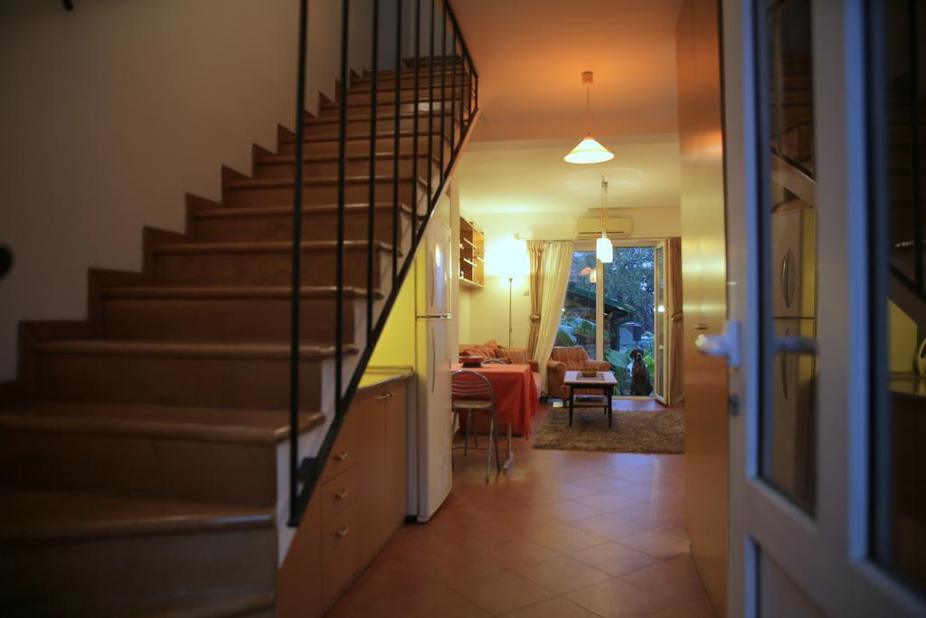 Apartment Akacija Gardens Belgrado Kamer foto